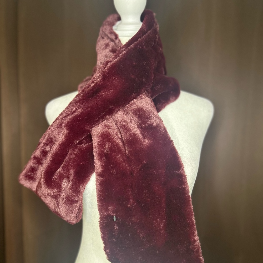 Calvin Klein Faux Fur Burgundy Scarf